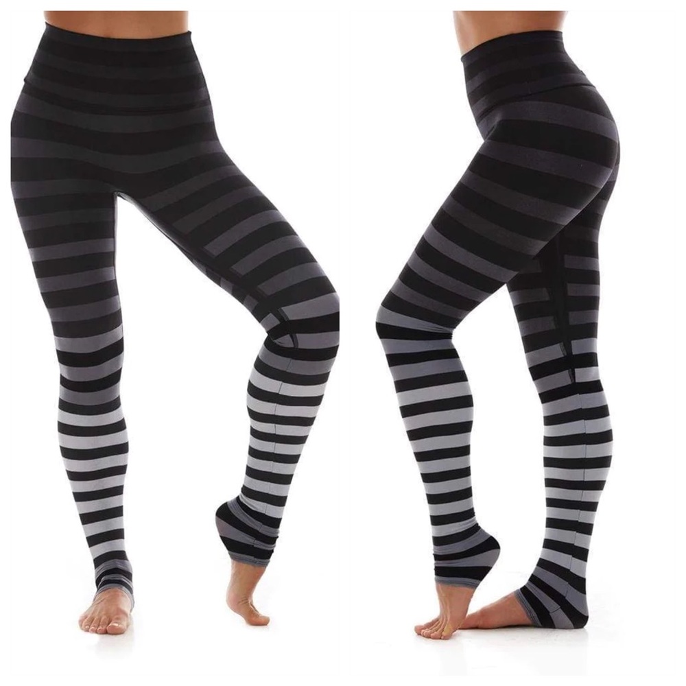 K-Deer Signature Stripe Legging in Jody Stripe